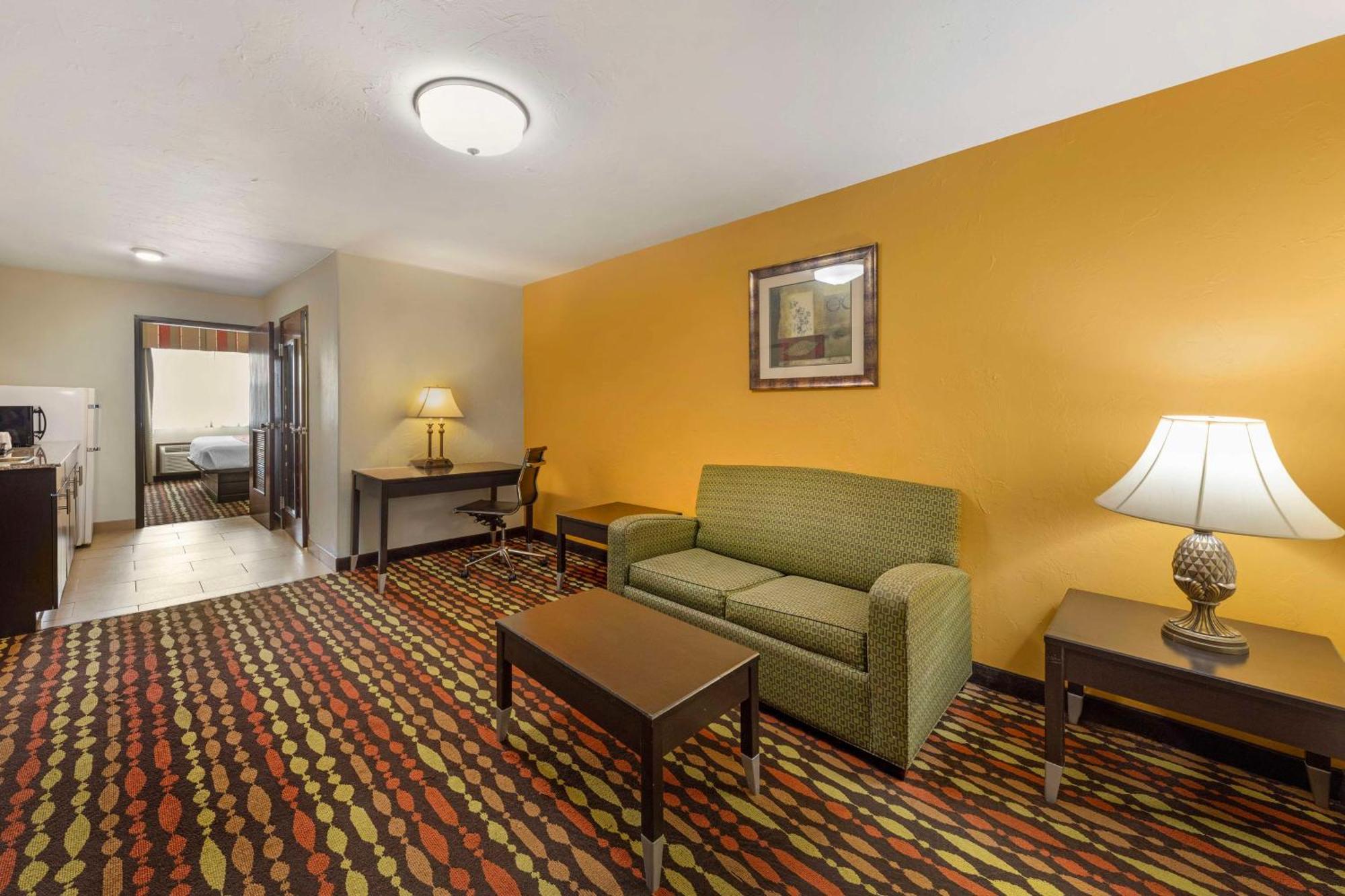 Best Western Greentree Inn & Suites Мур Экстерьер фото